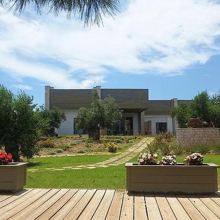 Meli Seaside Villas Chrani Exterior foto