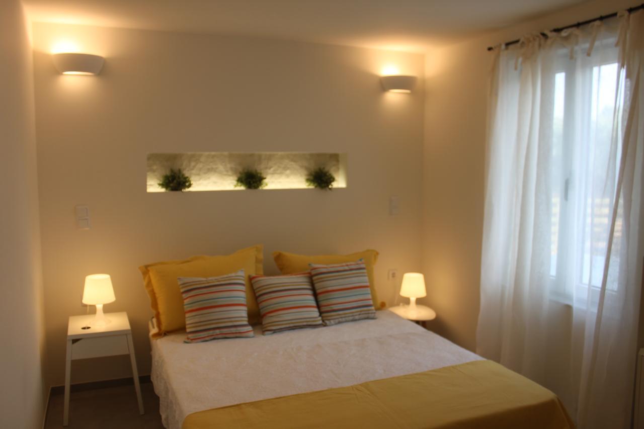 Meli Seaside Villas Chrani Exterior foto