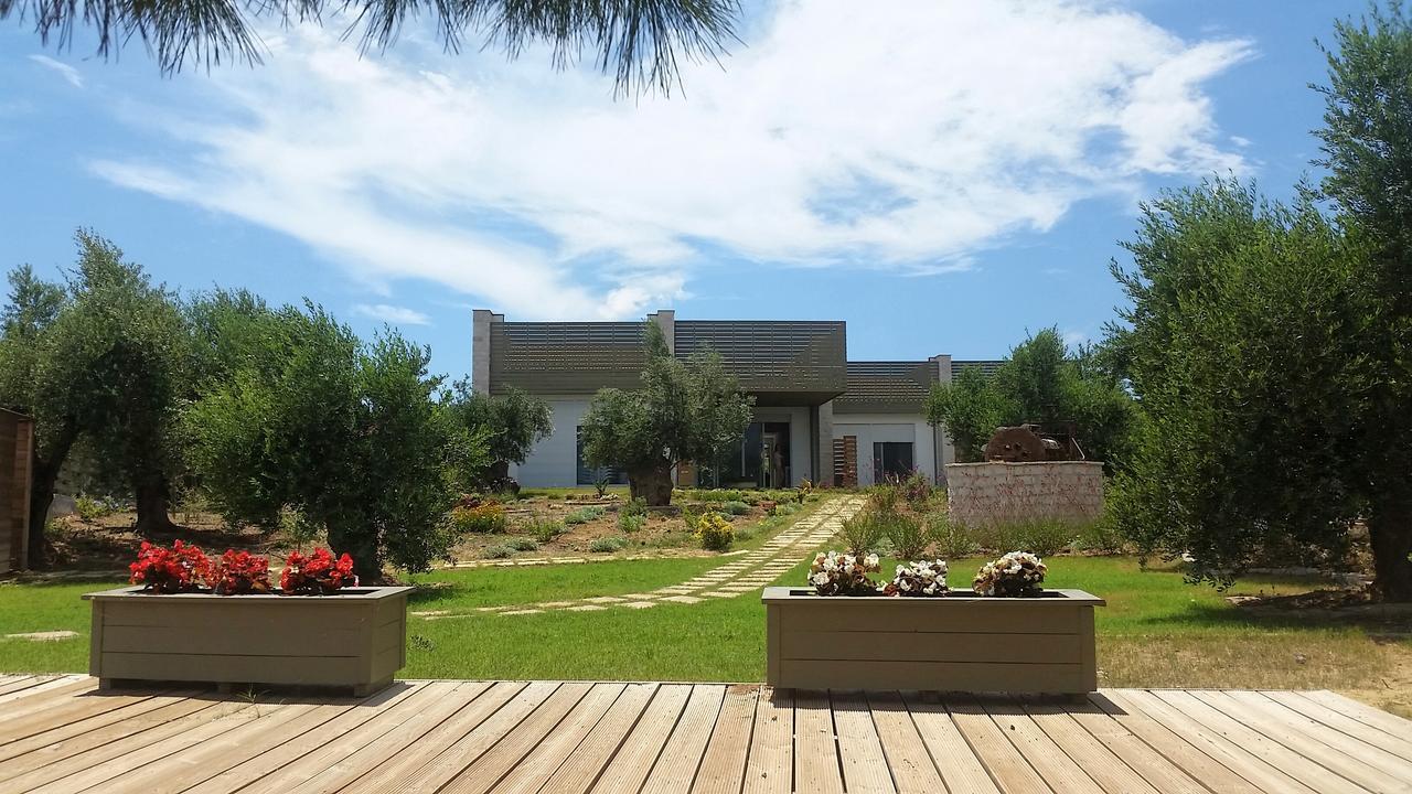 Meli Seaside Villas Chrani Exterior foto